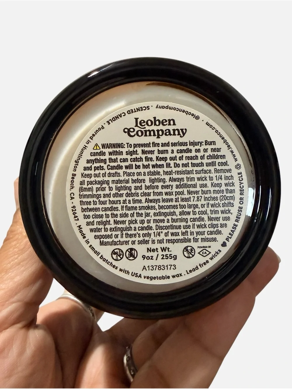 Leoben Company Haunted Atelier Brown Scented Candle